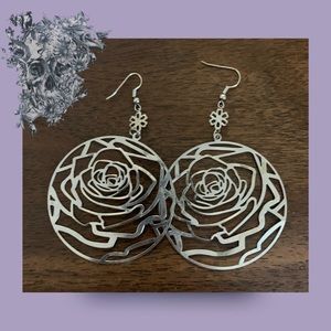 💀Rose Earrings